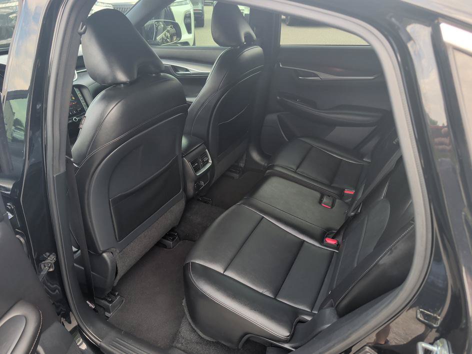 Used 2022 INFINITI QX55 Luxe w/ Cargo Package AWD/4WD image 9