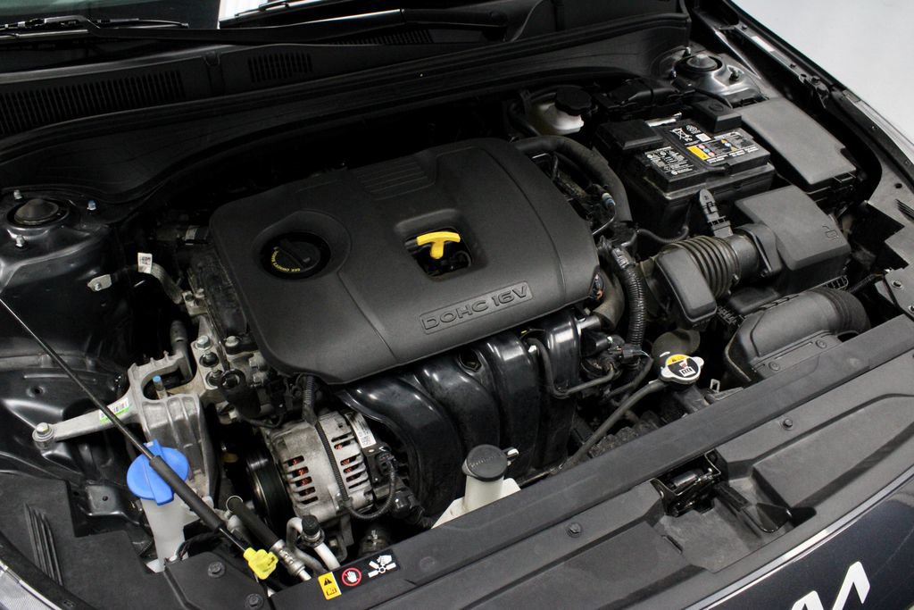 Used 2023 Kia Forte GT-Line w/ GT-Line Premium Package FWD image 16