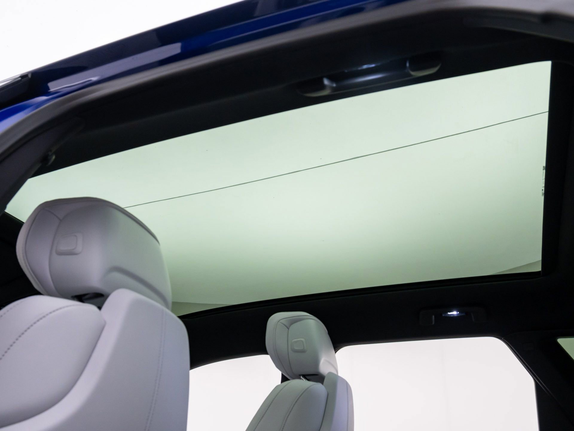 New 2026 Cadillac Lyriq Sport image 16