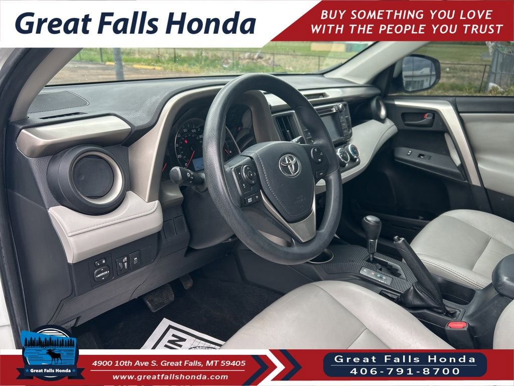 Used 2015 Toyota RAV4 LE FWD image 13