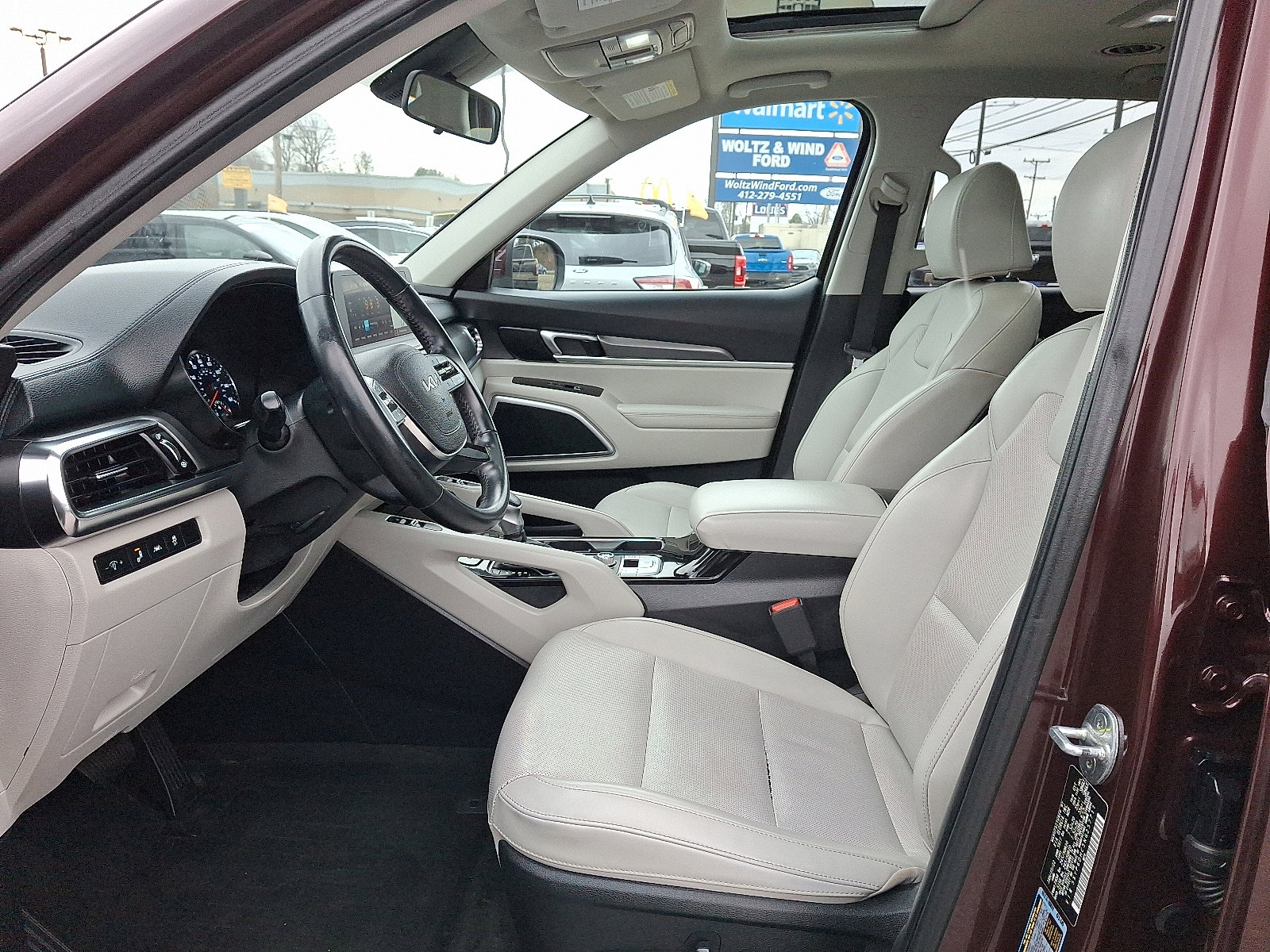 Used 2022 Kia Telluride S image 14