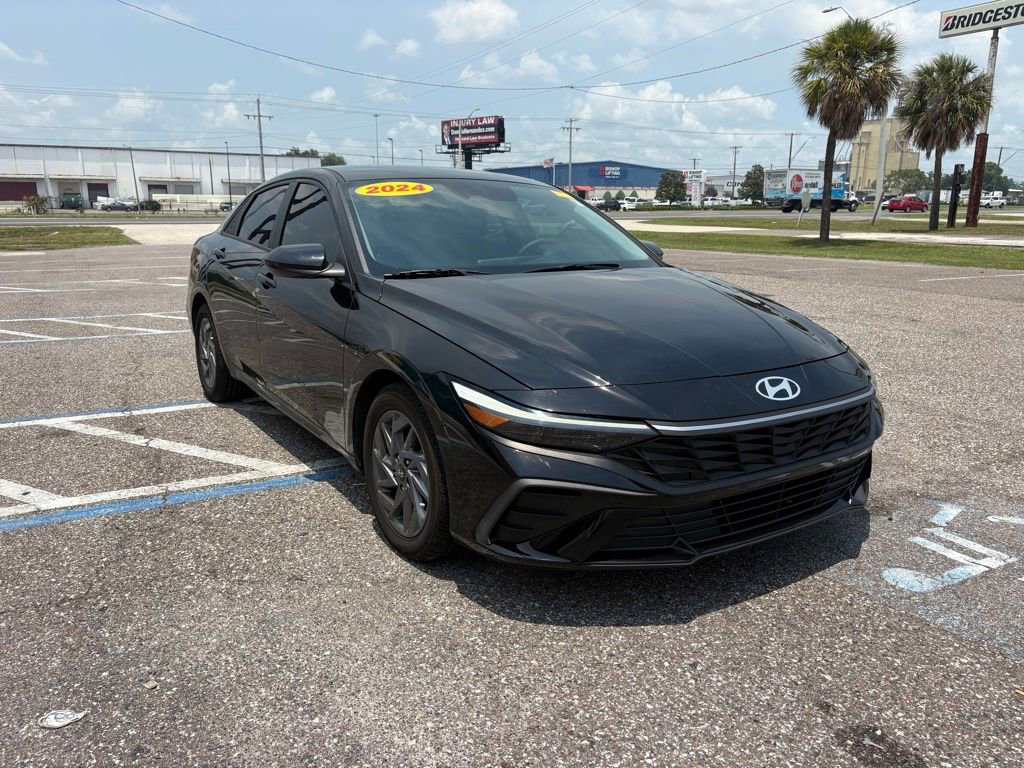 Used 2024 Hyundai Elantra SEL