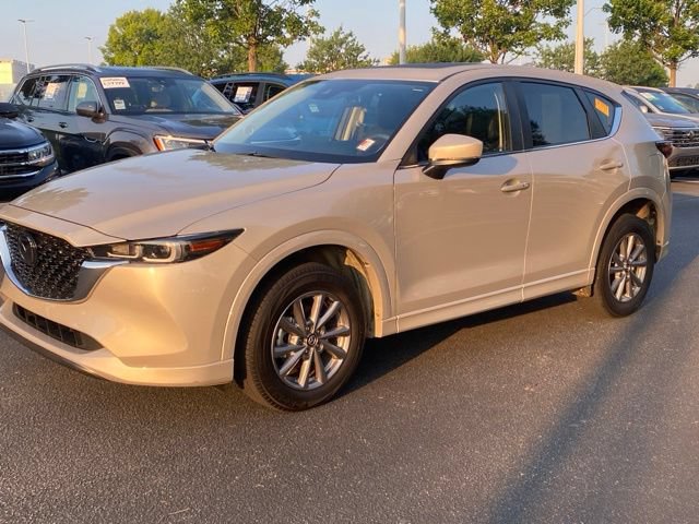 Used 2024 MAZDA CX-5 AWD 2.5 S w/ Preferred Package image 2