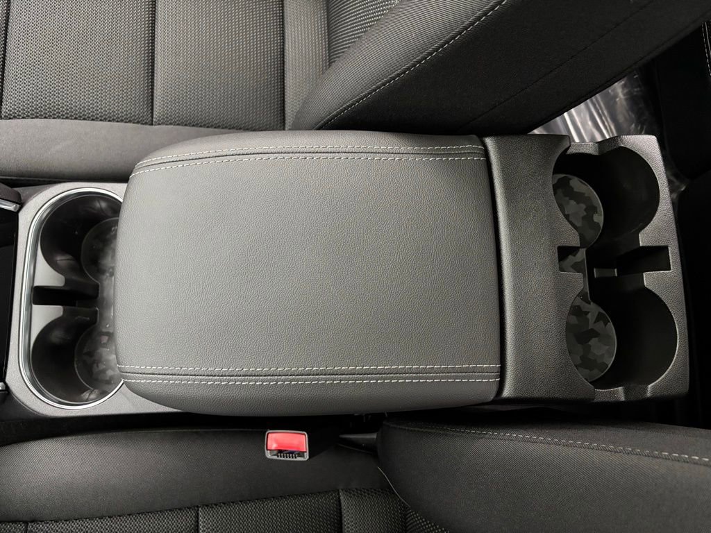 New 2026 GMC Canyon Elevation w/ Convenience Package image 26