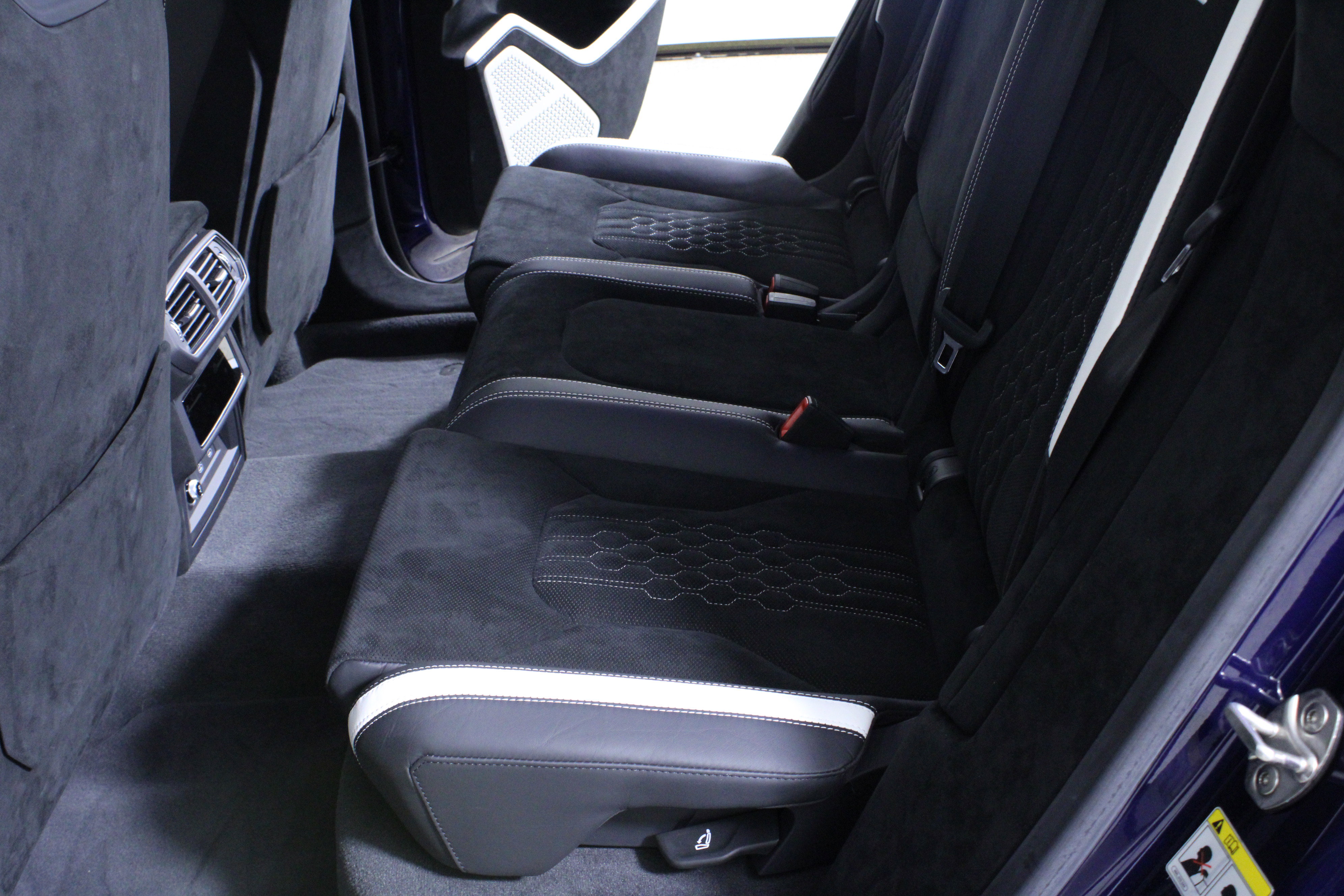 Used 2024 Lamborghini Urus Performante image 20