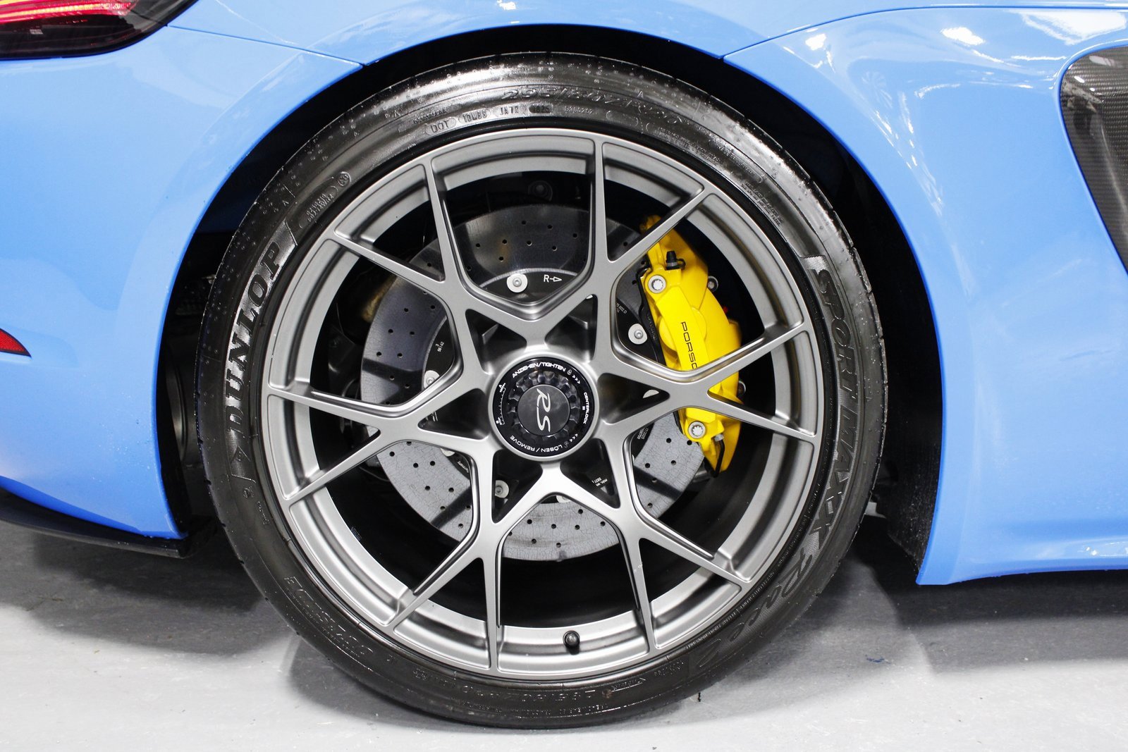 Certified 2025 Porsche 718 Cayman GT4 RS w/ Weissach Package image 13