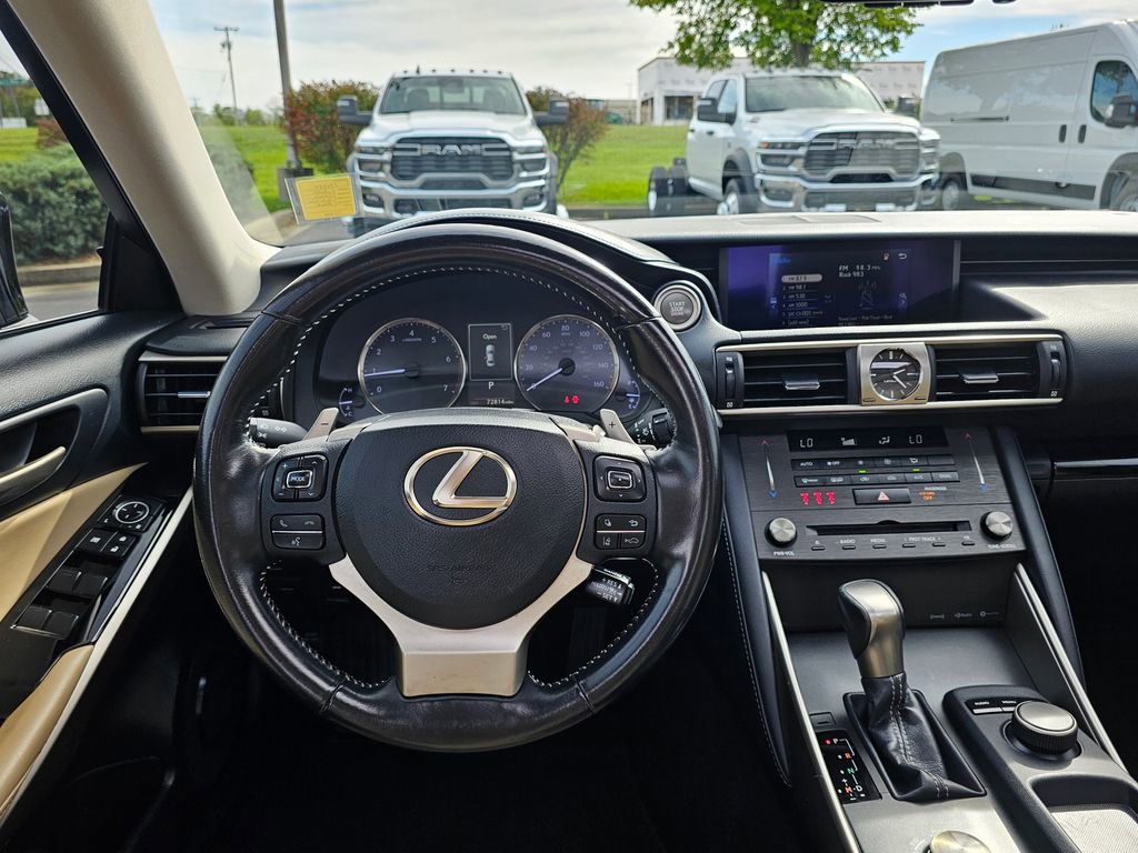 Used 2020 Lexus IS 300 image 36