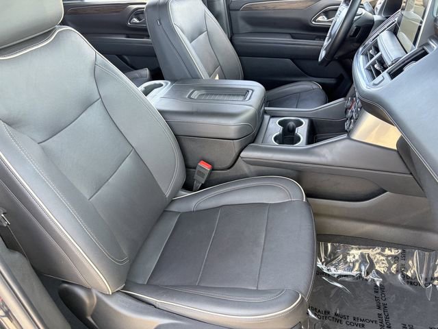 Used 2023 Chevrolet Suburban Premier image 19