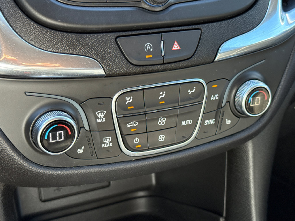 Used 2024 Chevrolet Equinox LT FWD image 26