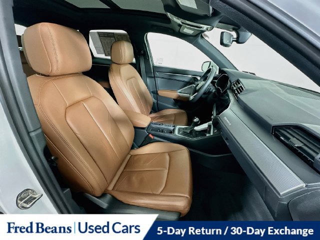 Used 2025 Audi Q3 2.0T Premium w/ Convenience Package AWD/4WD image 35