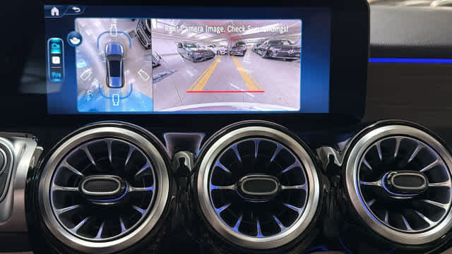 New 2026 Mercedes-Benz GLB 250 4MATIC image 23