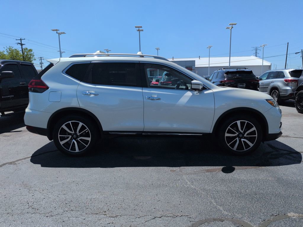 Used 2019 Nissan Rogue SL w/ Premium Package image 6