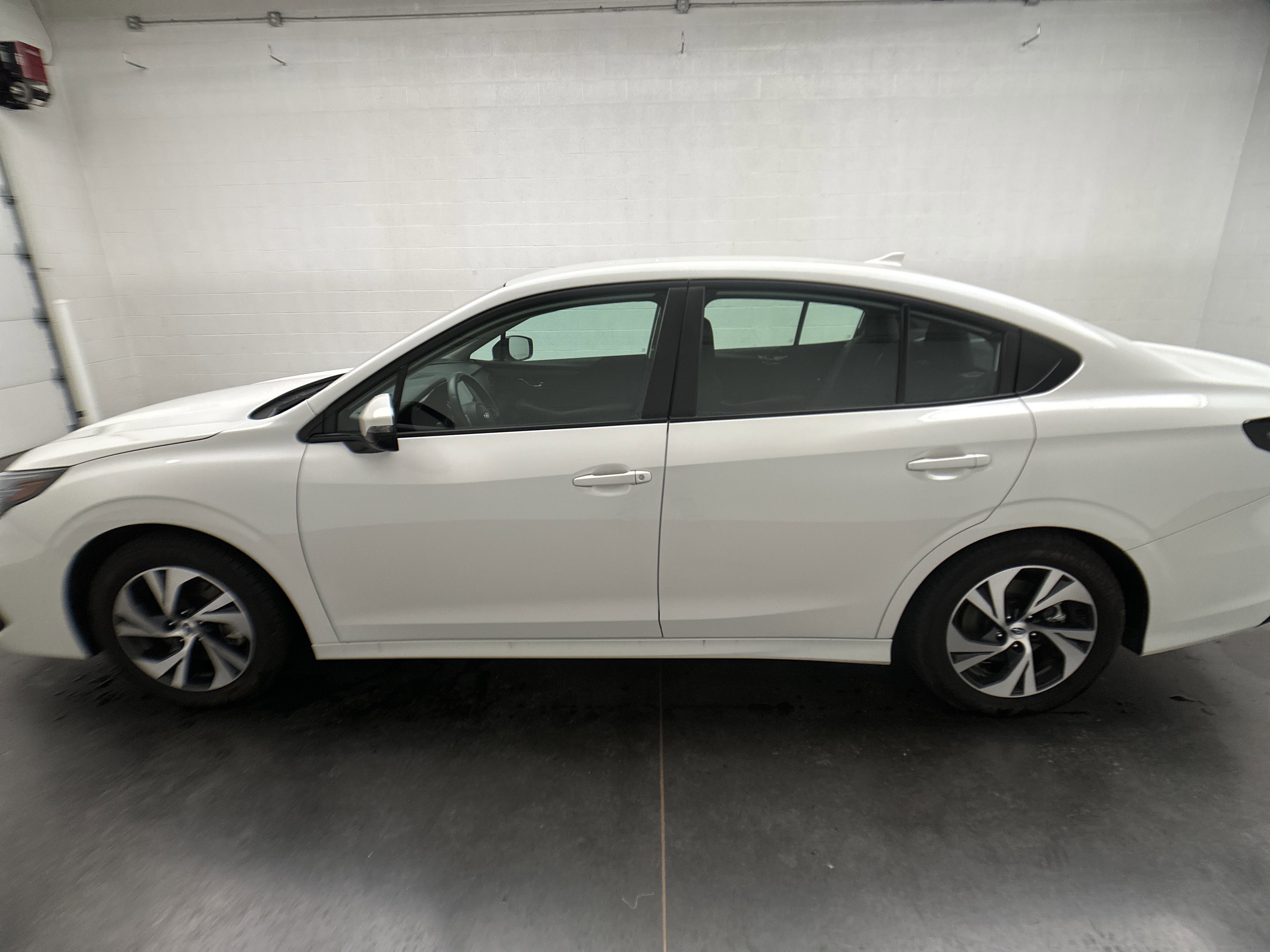 Used 2025 Subaru Legacy Premium AWD/4WD image 5