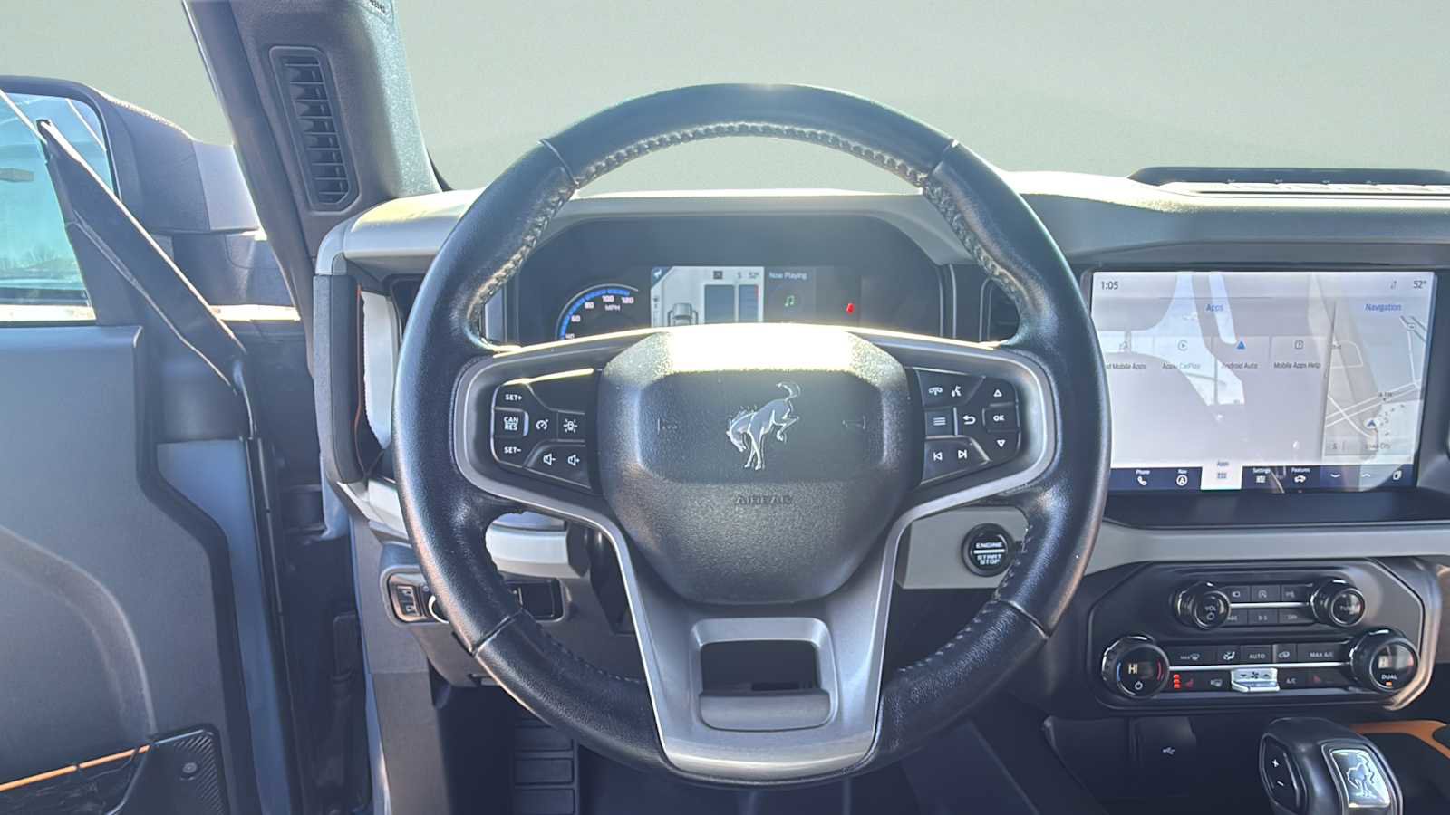 Used 2023 Ford Bronco Badlands image 27