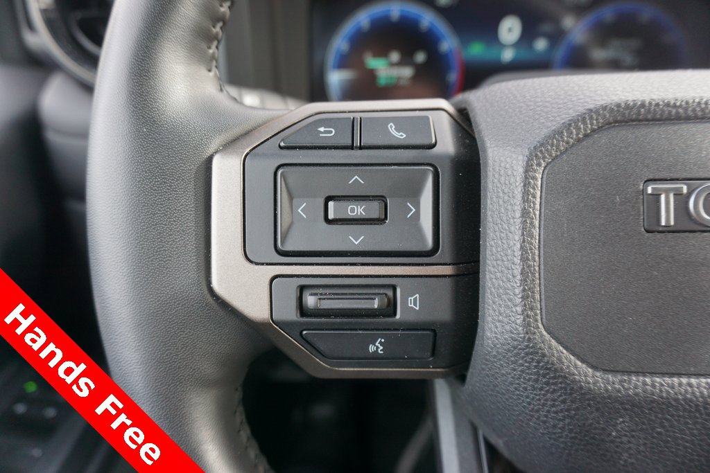 Certified 2024 Toyota Land Cruiser image 4