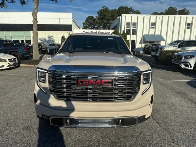 Used 2026 GMC Sierra 1500 Denali w/ Denali Reserve Package AWD/4WD image 3