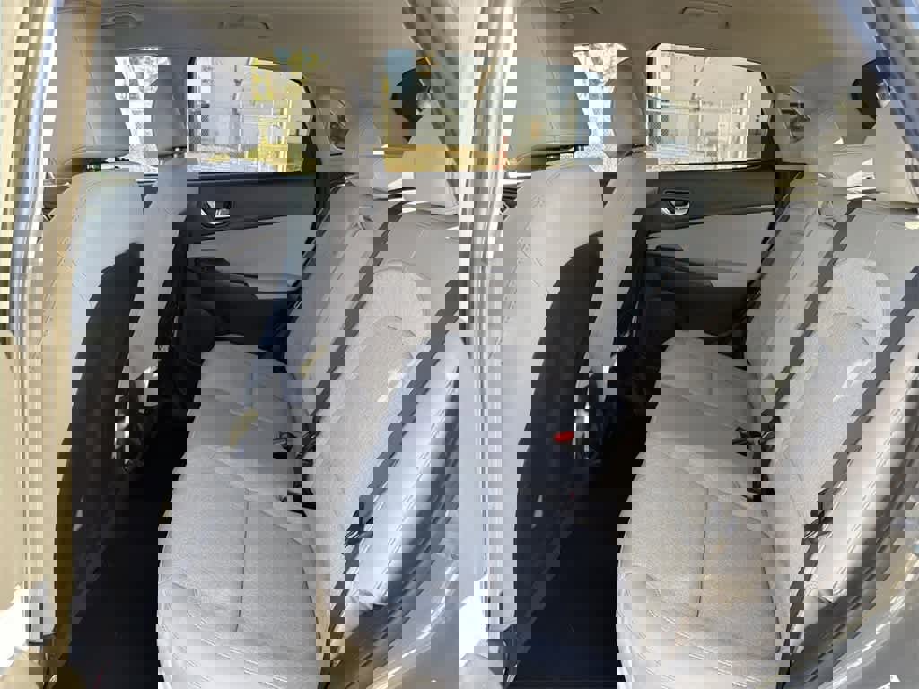 Used 2023 Hyundai Kona SE image 30