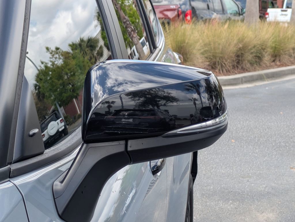 Certified 2024 Toyota Highlander LE image 13