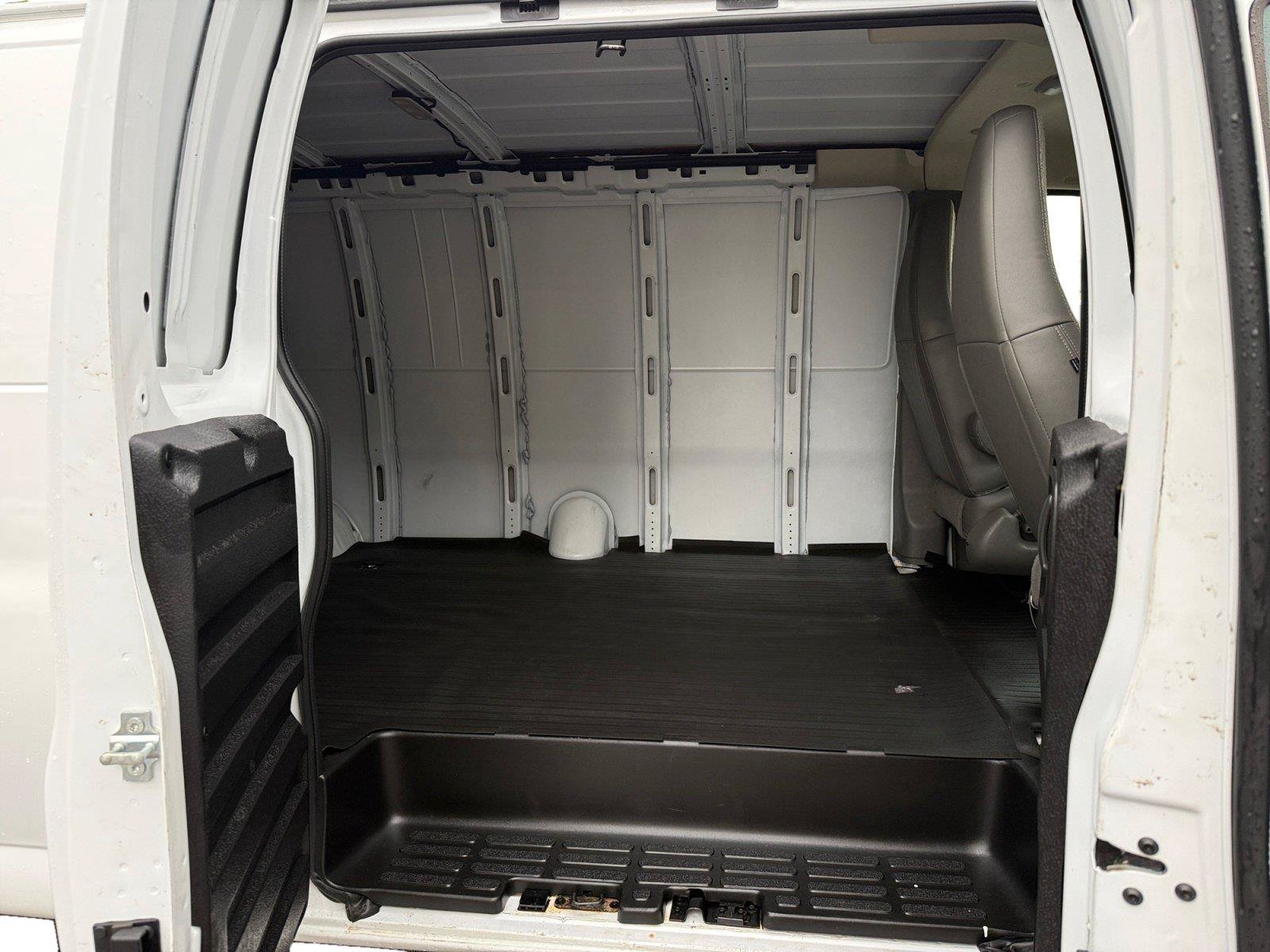 Used 2025 Chevrolet Express 2500 Extended w/ Driver Convenience Package RWD image 21