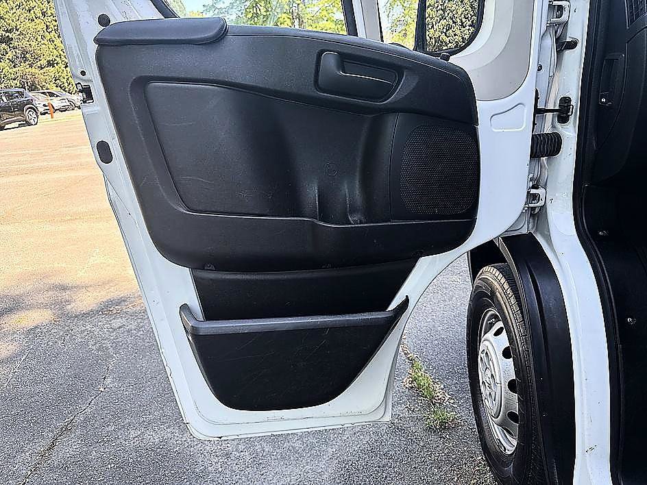 Used 2021 RAM ProMaster 2500 FWD image 9
