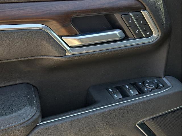 Used 2025 GMC Sierra 1500 SLT RWD image 22