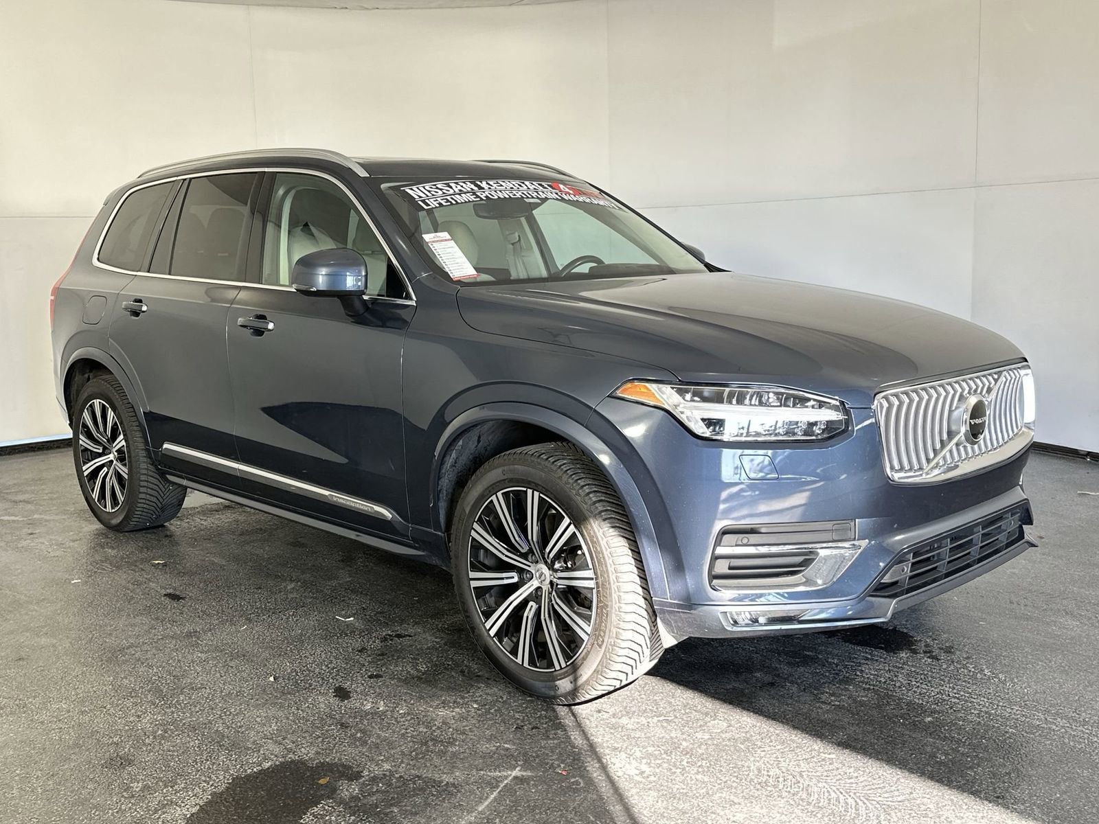 Used 2020 Volvo XC90 T6 Inscription w/ Protection Package Premier image 3