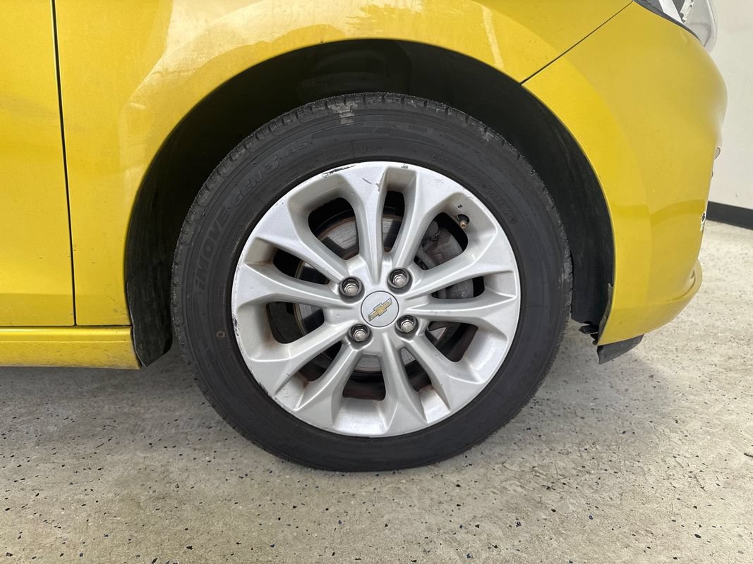 Used 2022 Chevrolet Spark LT FWD image 15