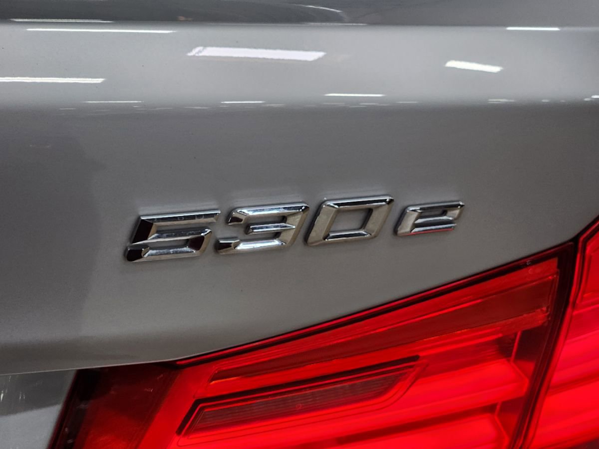 Used 2018 BMW 530e RWD image 22