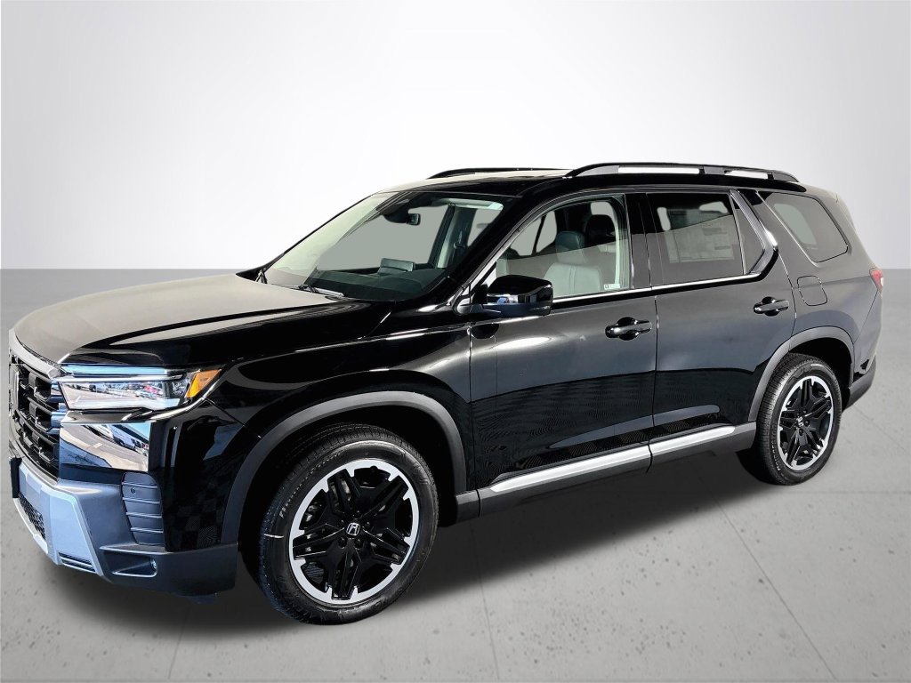 New 2026 Honda Pilot Touring image 2