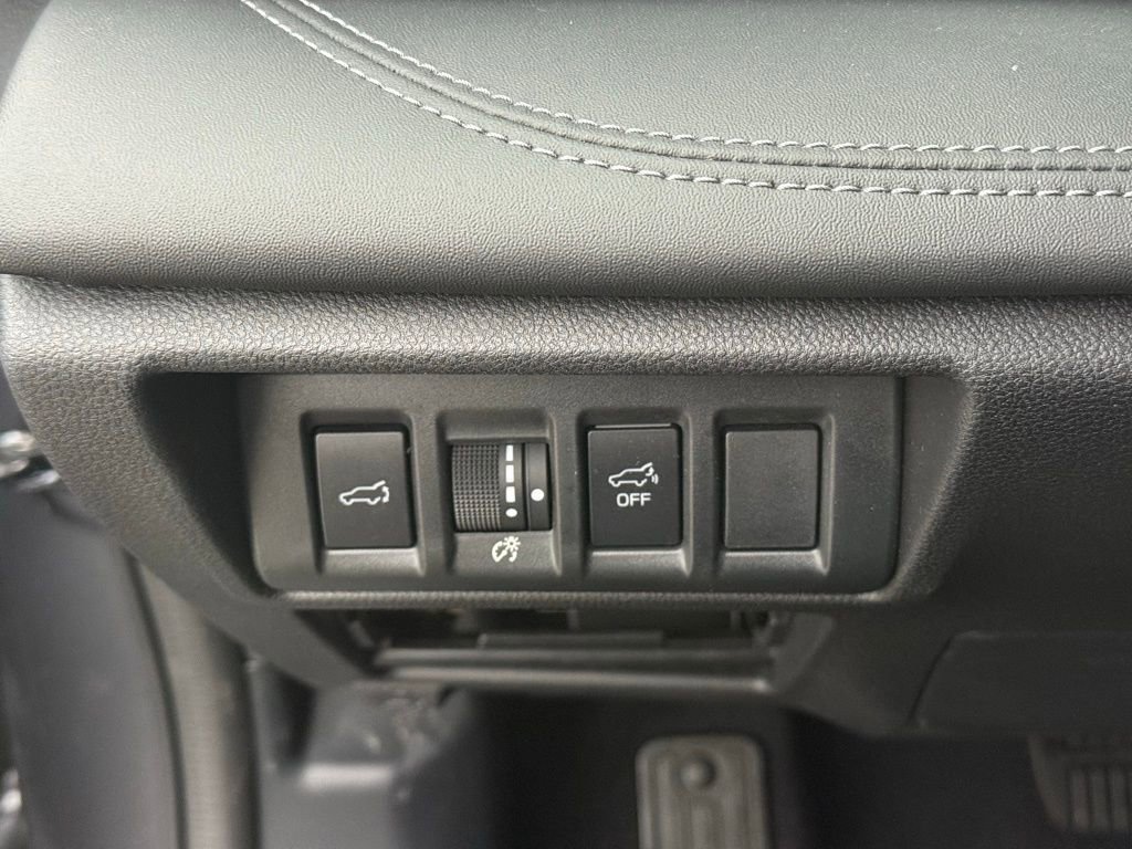 Certified 2024 Subaru Outback Limited image 10
