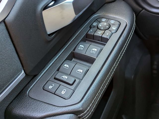 New 2026 RAM 3500 Big Horn AWD/4WD image 25