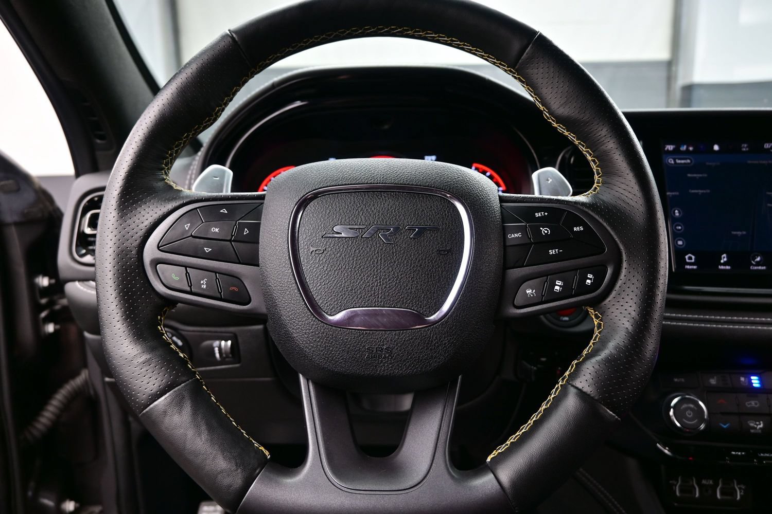 Used 2024 Dodge Durango SRT AWD/4WD image 28