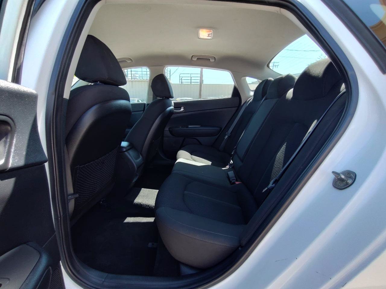 Used 2019 Kia Optima LX FWD image 29