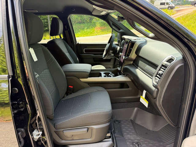 New 2026 RAM 2500 Big Horn AWD/4WD image 21