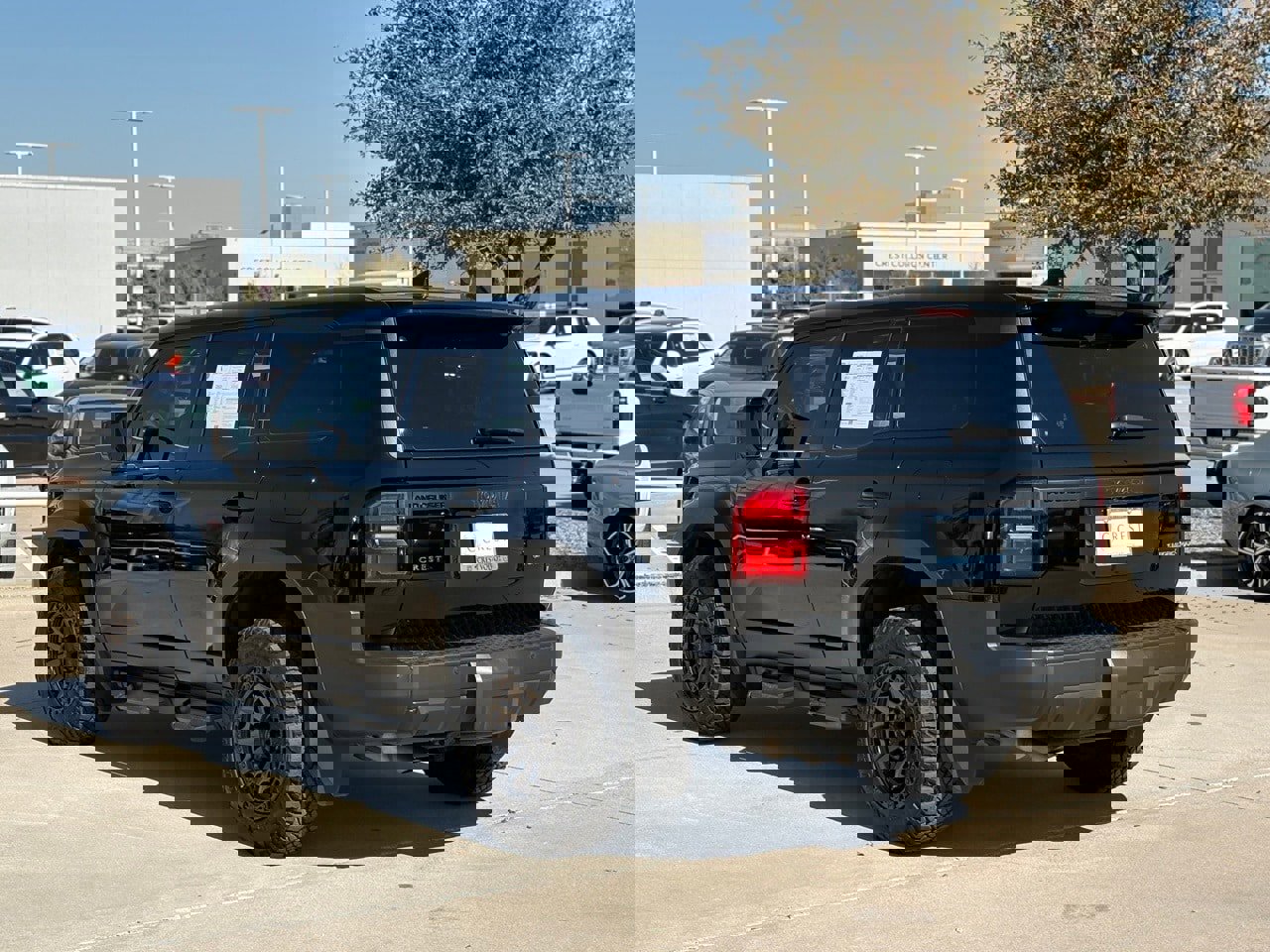 Used 2024 Toyota Land Cruiser image 5