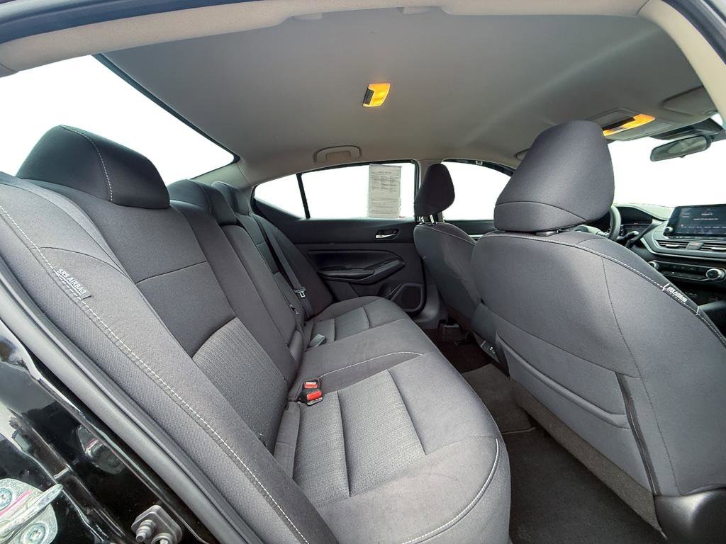 Used 2022 Nissan Altima 2.5 SV image 22