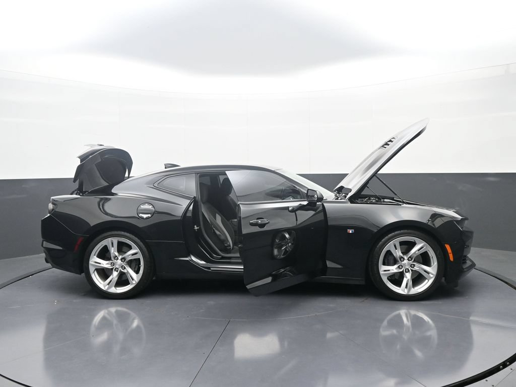 Used 2019 Chevrolet Camaro SS RWD image 42
