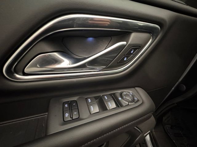 Used 2021 Chevrolet Tahoe Z71 w/ Rear Media and Nav Package image 5