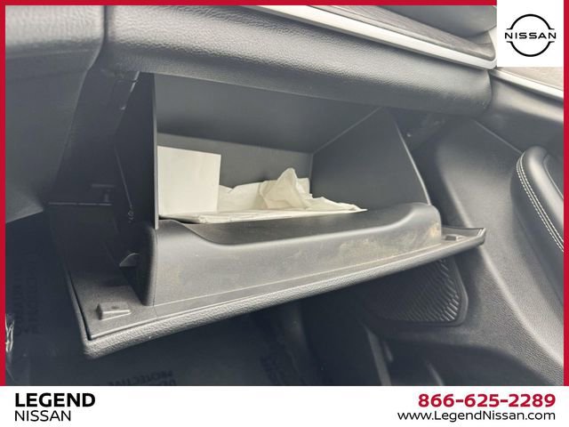 Used 2024 Jeep Grand Cherokee L Limited w/ Luxury Tech Group II image 31