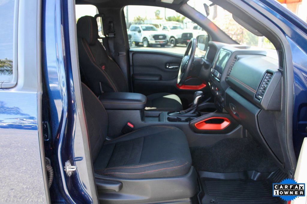 Used 2022 Nissan Frontier PRO-4X w/ Technology Package image 33