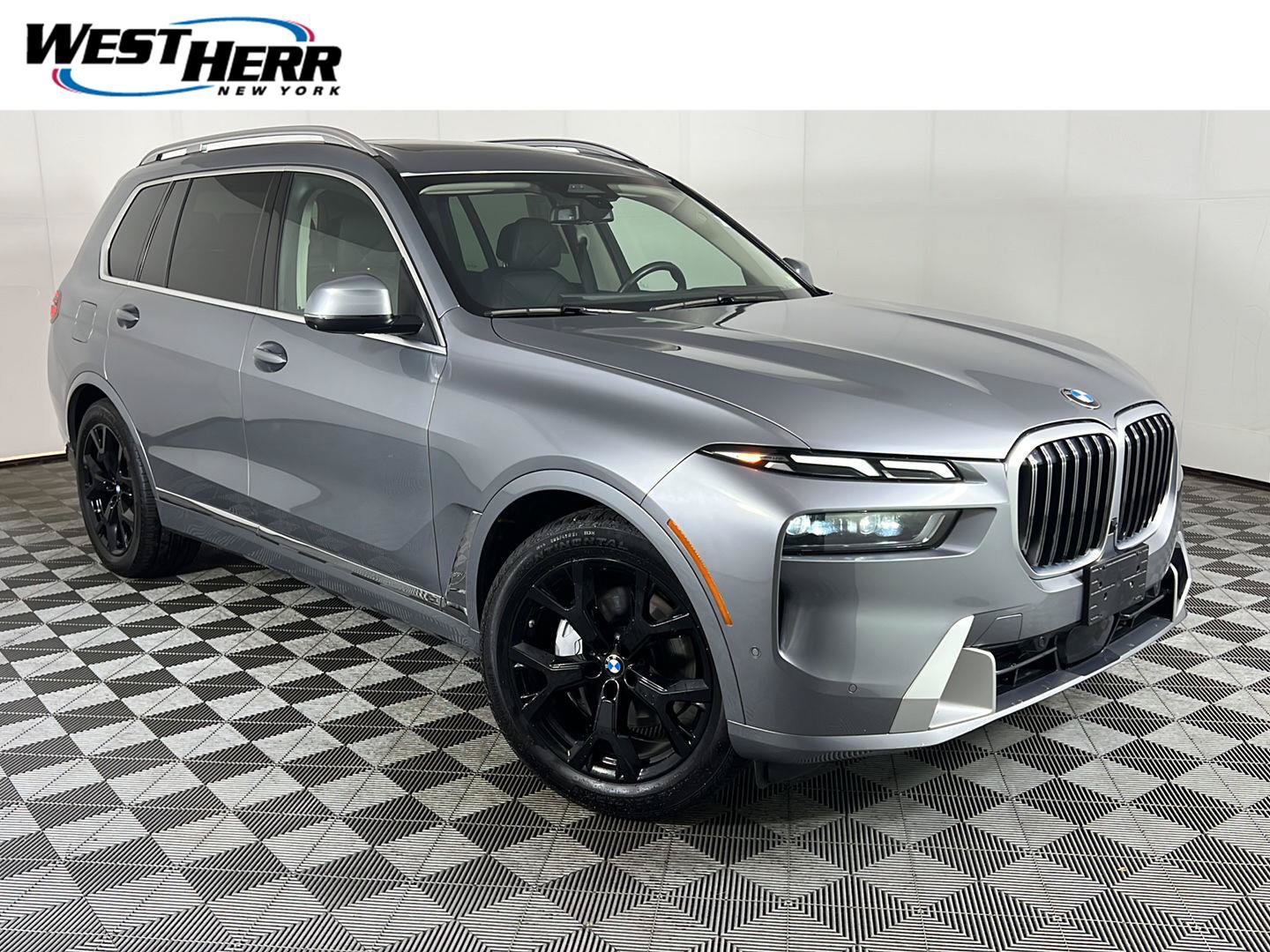 Used 2024 BMW X7 xDrive40i w/ Premium Package