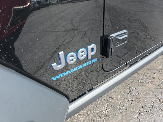 Used 2025 Jeep Wrangler Unlimited Rubicon 4xe w/ Safety Group image 65