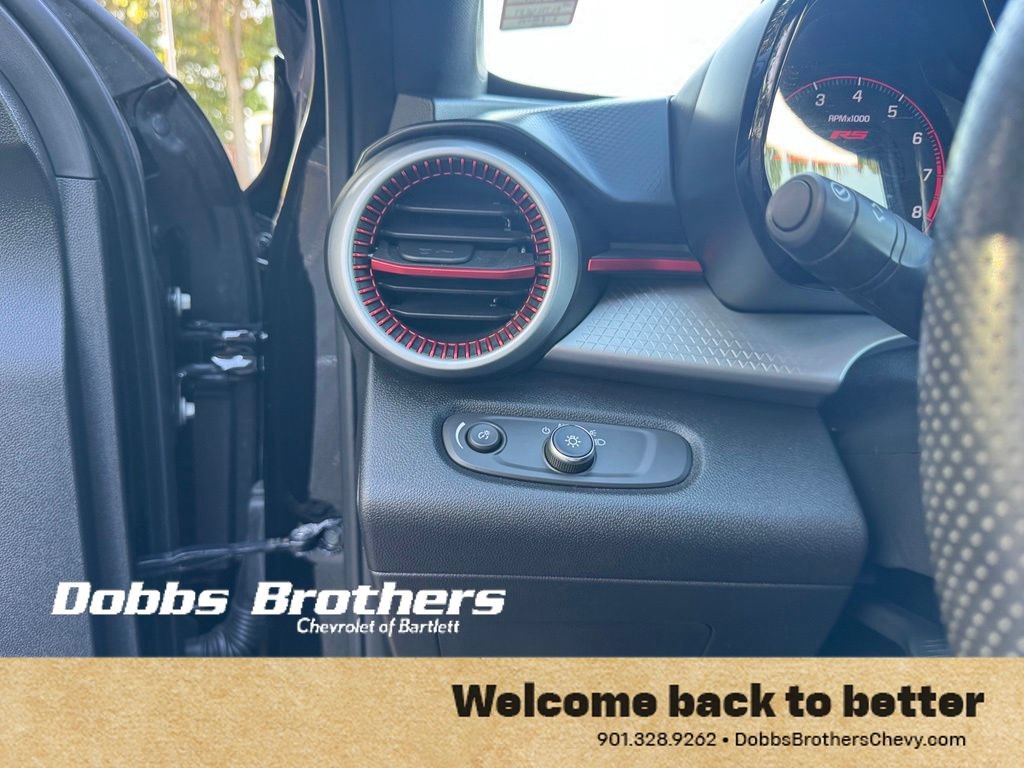 Used 2024 Chevrolet Trax RS w/ Driver Confidence Package FWD image 16