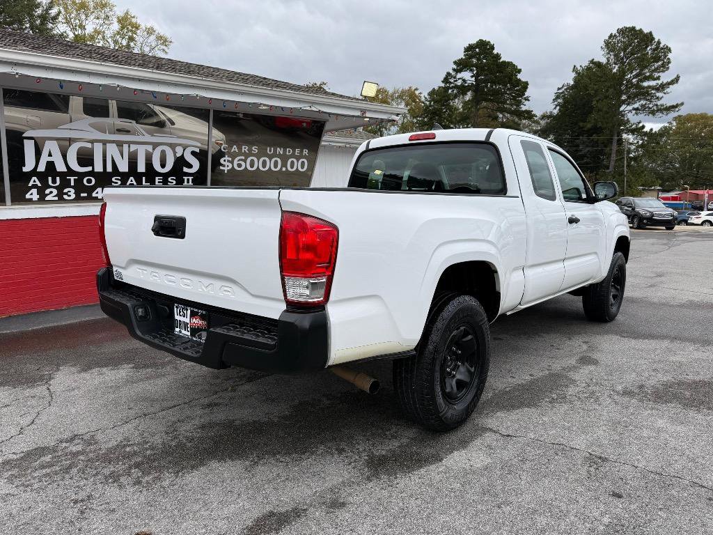 Used 2016 Toyota Tacoma SR image 5