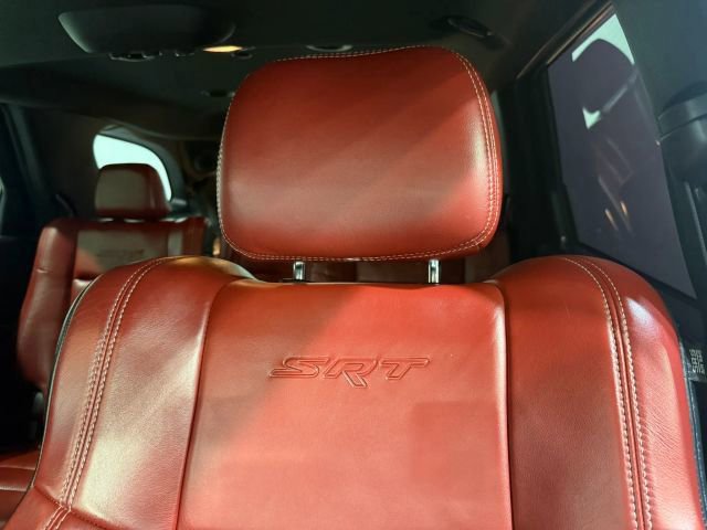 Used 2018 Dodge Durango SRT w/ Technology Group AWD/4WD image 28
