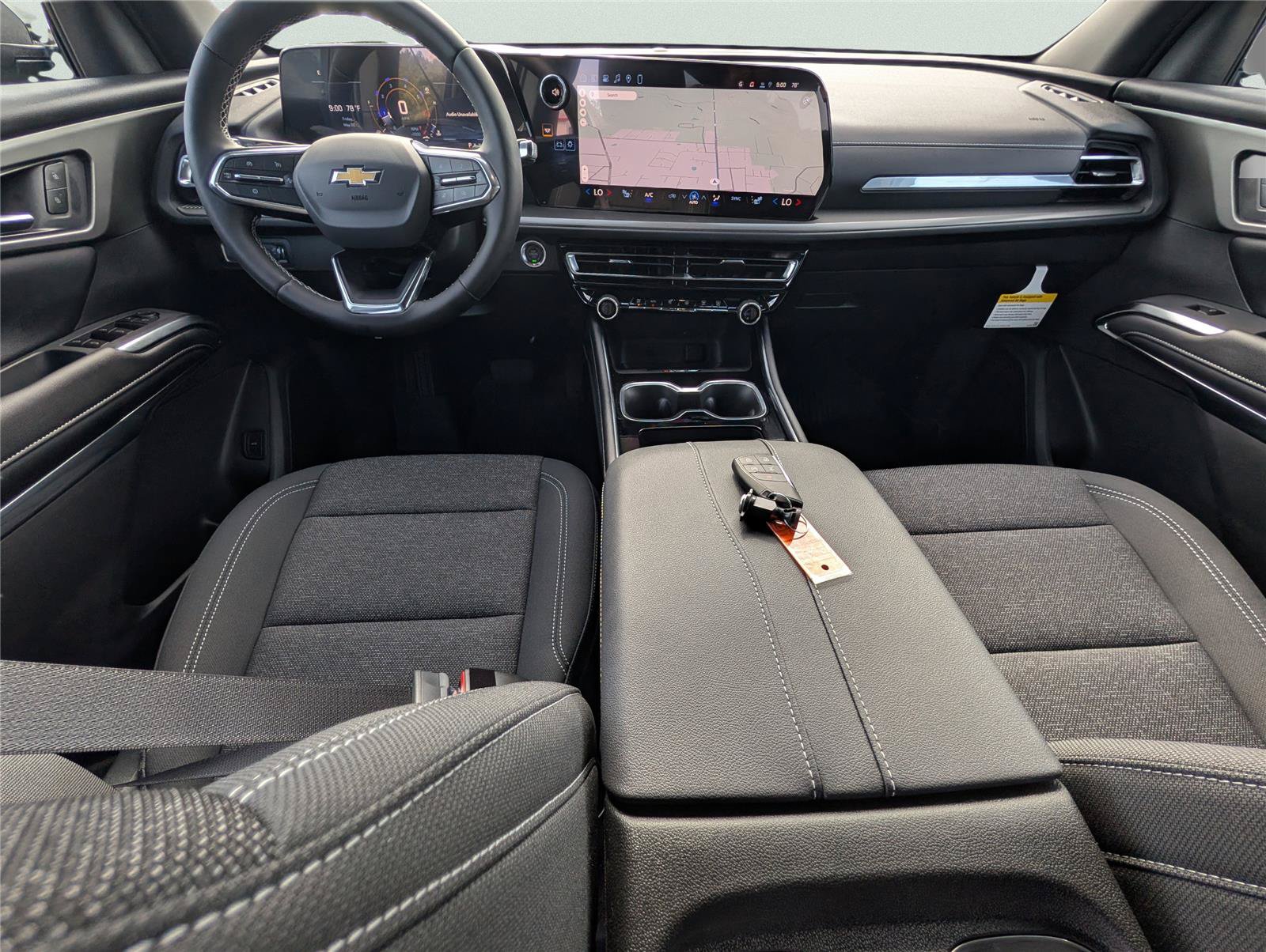 New 2026 Chevrolet Traverse LT w/ LPO, Floor Liner Package FWD image 19