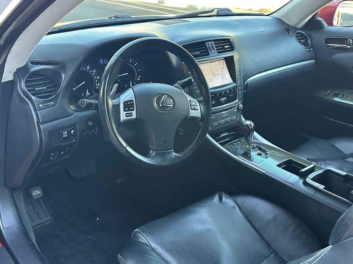 Used 2012 Lexus IS 250C image 27