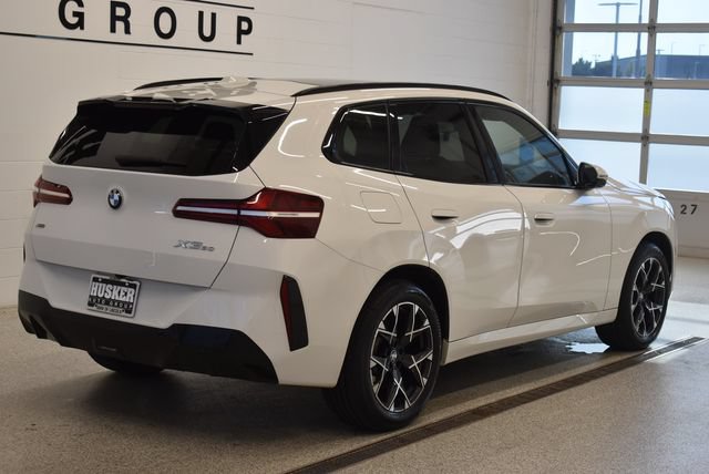 Used 2025 BMW X3 xDrive30i AWD/4WD image 4
