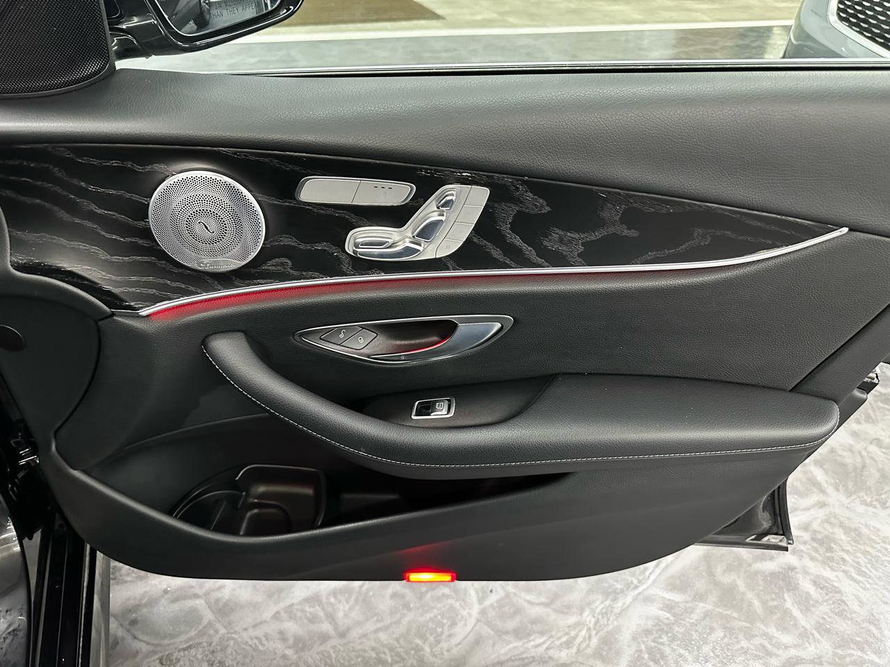 Used 2020 Mercedes-Benz E 350 Sedan image 15