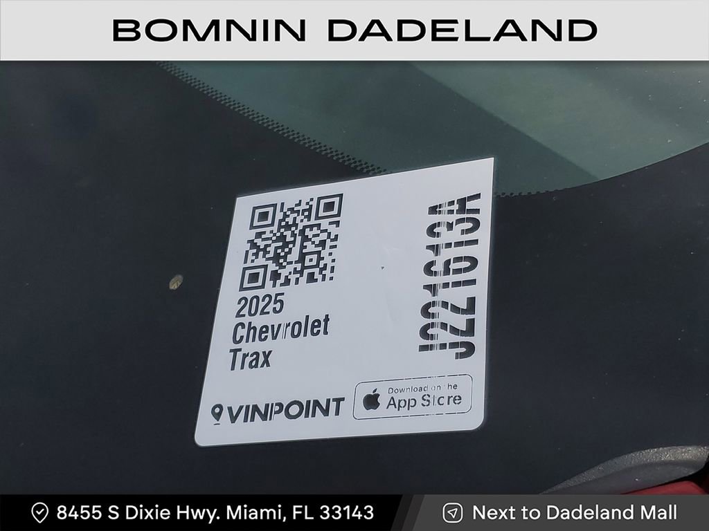 Used 2025 Chevrolet Trax LS image 26